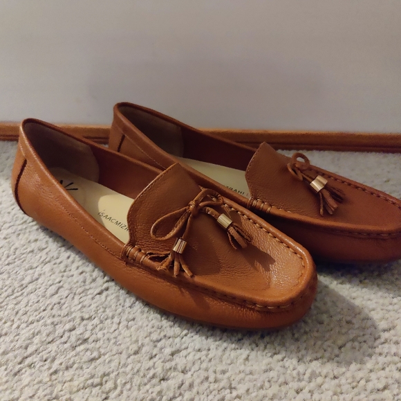 Isaac Mizrahi Live! Tan Leather Loafers - Picture 2 of 6